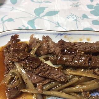 焼肉用の肉&ごぼうのタレ焼き(*^^*)☆